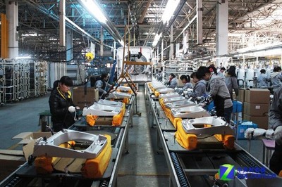 谨小慎微 波轮机盖安装不马虎——帝度BCD-603WD冰箱安装服务解析